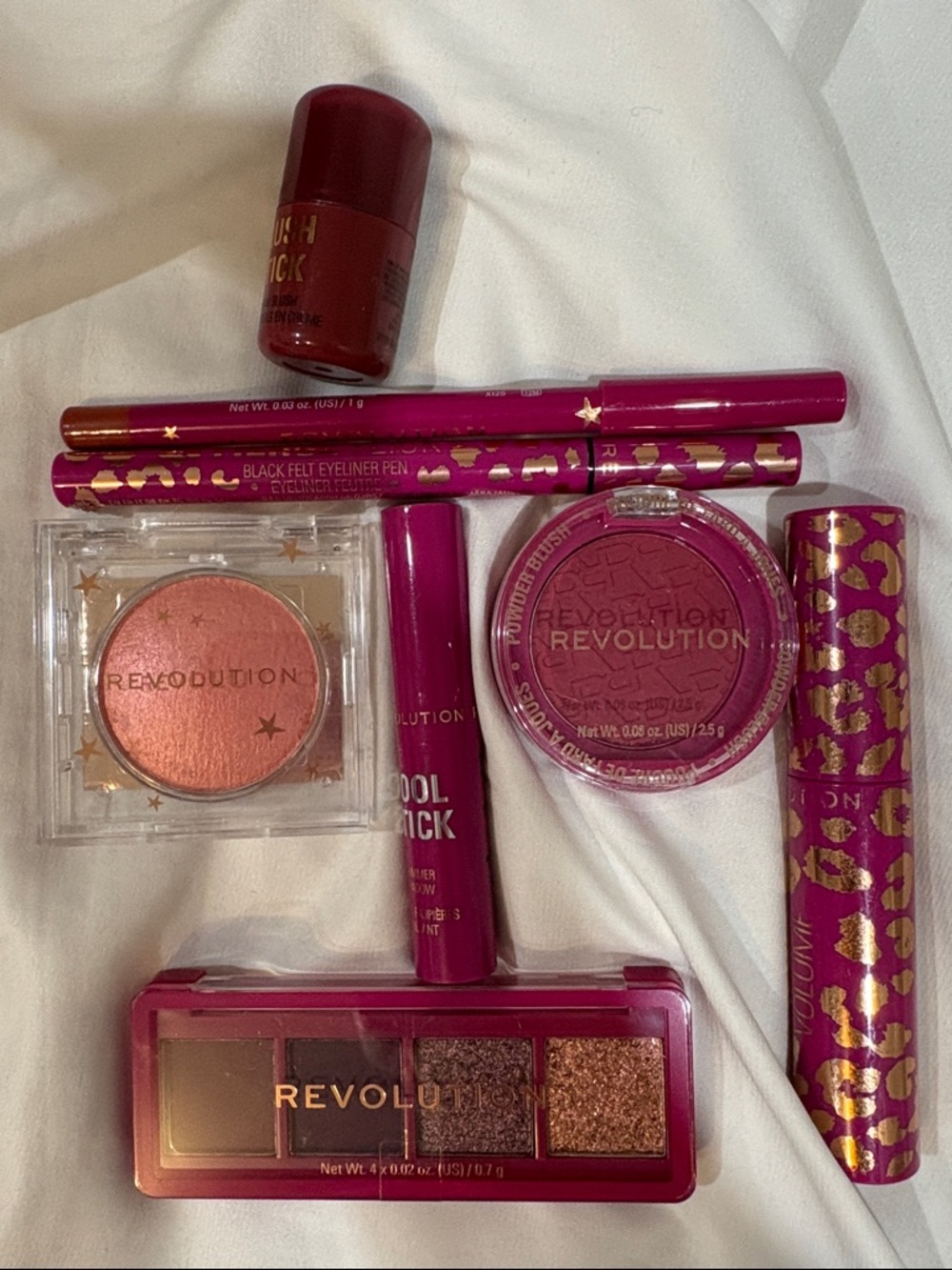 Revolution Pink Eyeshadow & Face Set NEW UNUSED NO BOXES